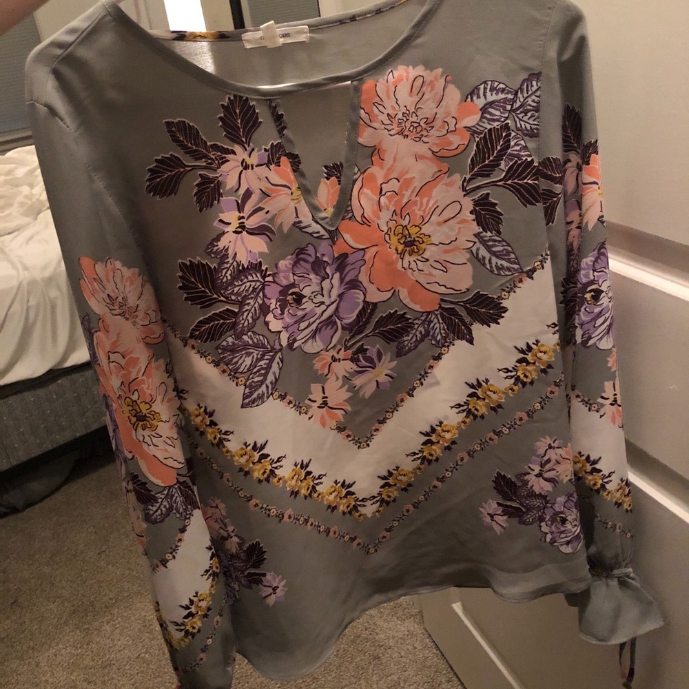 Maurices top